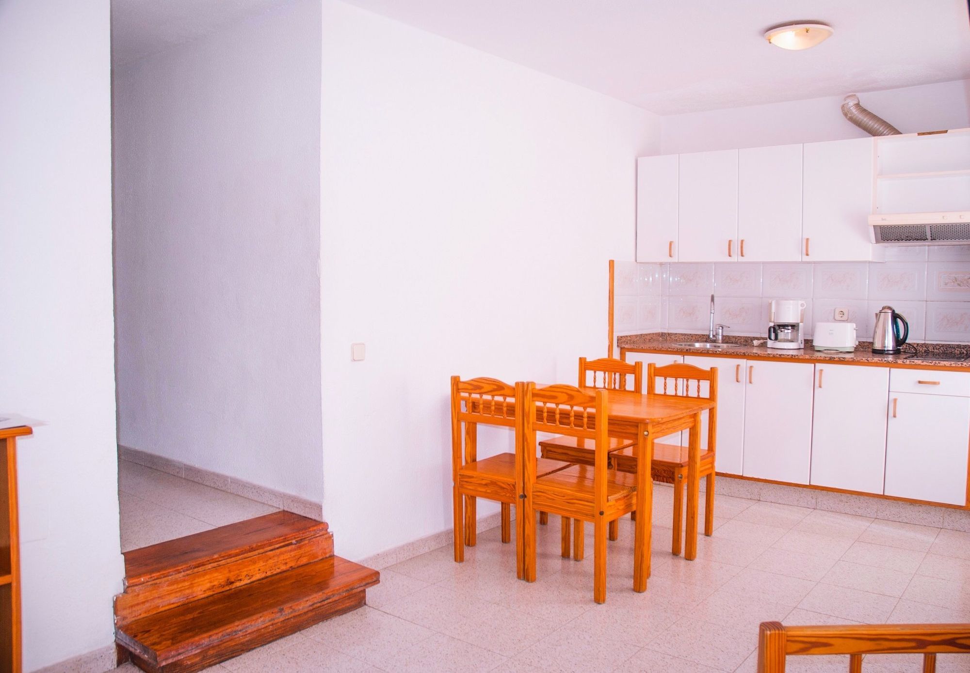 Apartamentos Tamaran Πλάγια ντελ Ινγκλές Εξωτερικό φωτογραφία